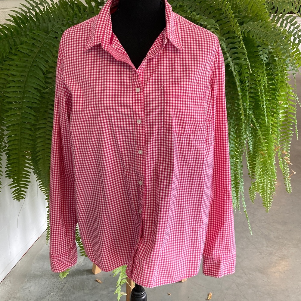 Pink gingham check long-sleeve button down women’s XL